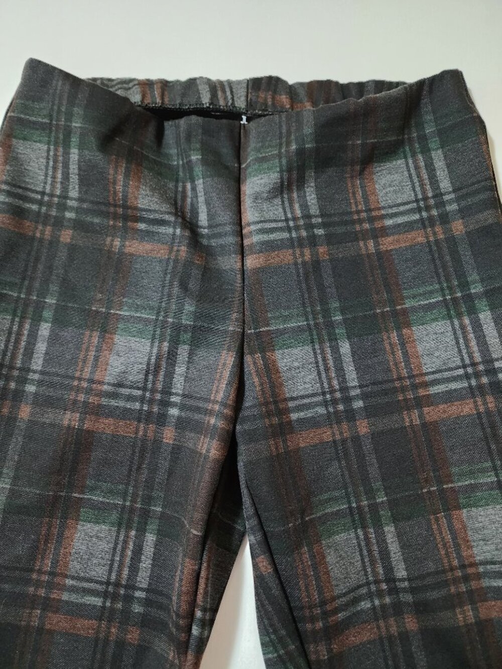 Jules & Leopold Plaid Checks Ponte Knit Mid Rise Pull On Leggings - Picture 4 of 7